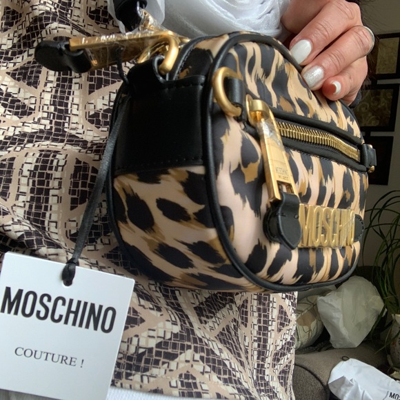 Authentic MOSCHINO Learher/canvas zip top cheetah print Crossbody - Picture 13 of 15
